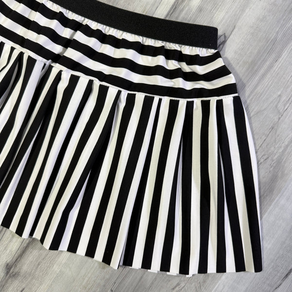 Black and White Striped Running Skirt – Costume Race Skirt for Halloween, Villains, and Beetle-Inspired Looks